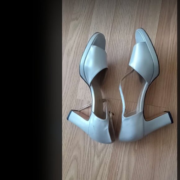 Salvatore Ferragamo Open Toe Strap Heels Sz 10.5 - Picture 4 of 12